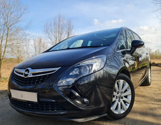 opel zafira Opel Zafira cena 55999 przebieg: 114500, rok produkcji 2016 z Józefów